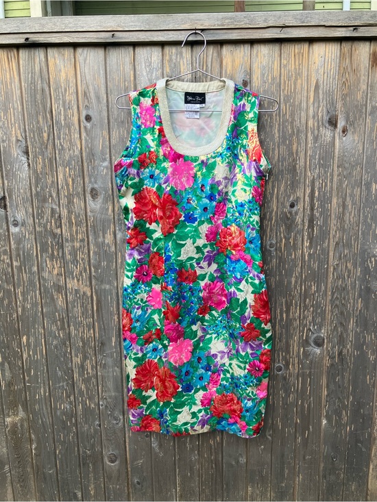 Diane Freis Dresses & Skirts - Rare Diane Fres silk dress